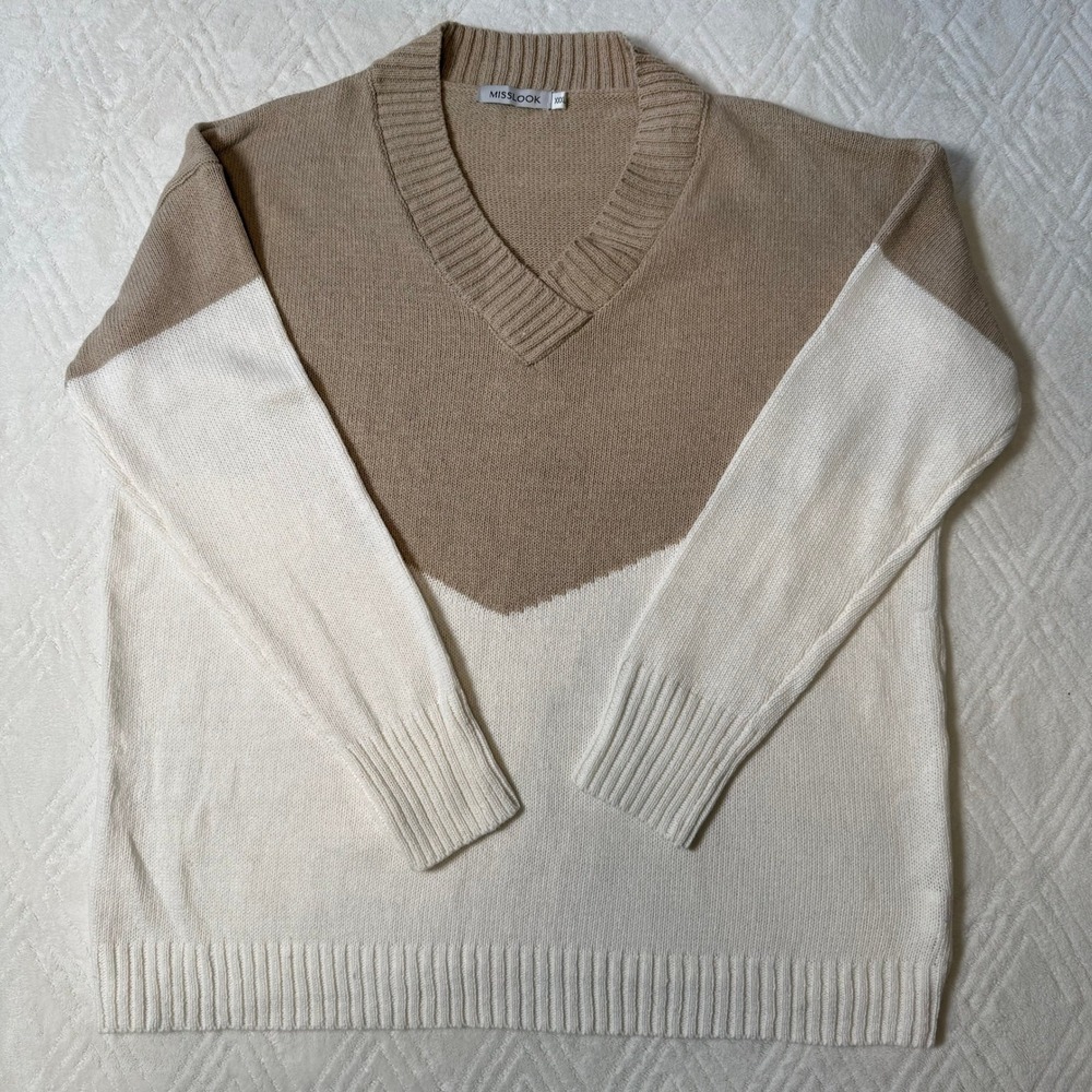 Cozy Minimalist Oversized Beige Cream Colorblock V Neck Sweater Women's 3XL